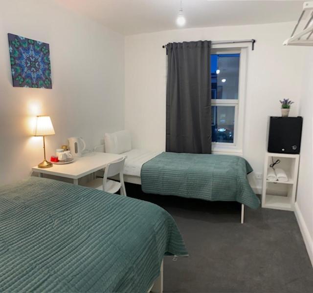 Lord Merit Guest Rooms In King'S Cross St Pancras London Eksteriør billede